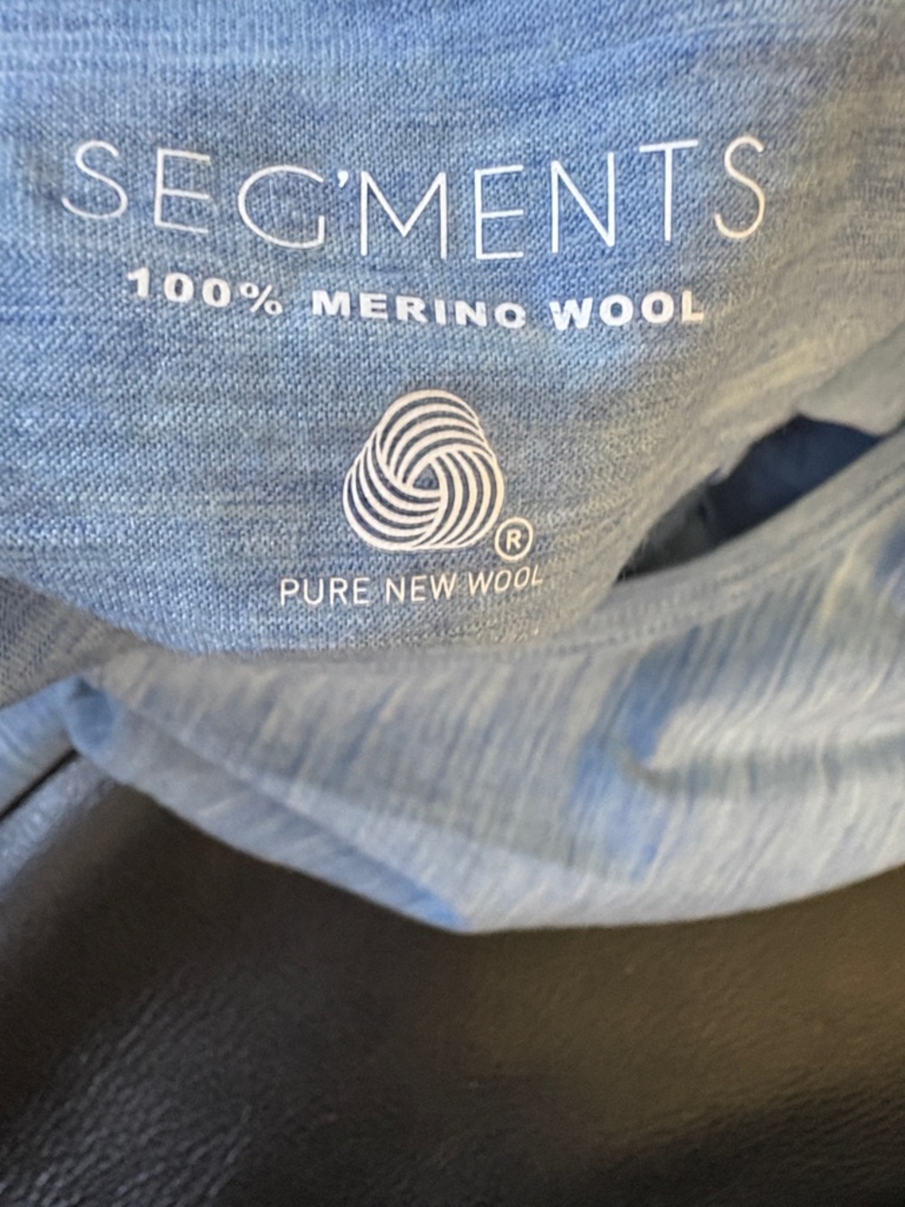 Segments 100% Merino Wool Long Sleeves Top - Picture 4 of 6